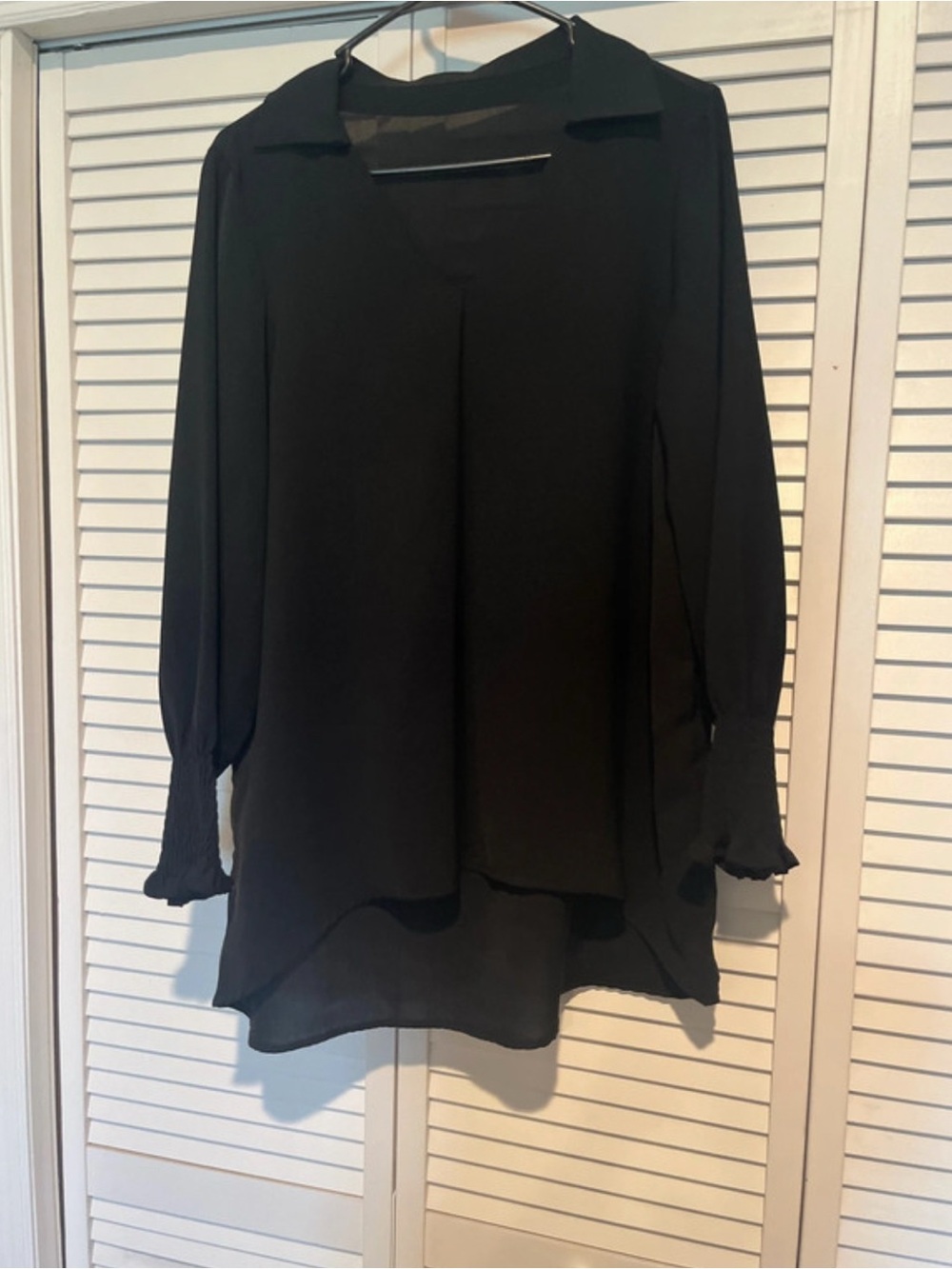 SHEIN Black Long-Sleeve Collared Tunic Top